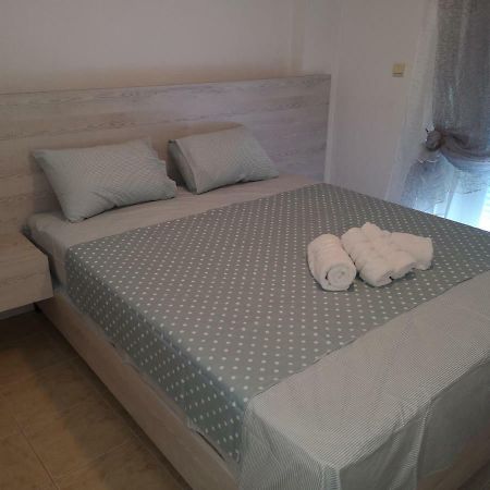 Alexandros Apartment Aridaía Luaran gambar